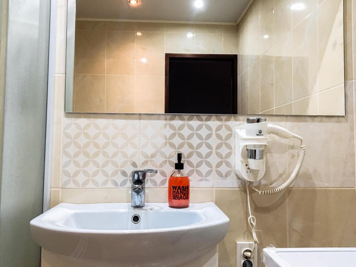 Apartment Studio In Town Centr Kamieniec Podolski Zewnętrze zdjęcie